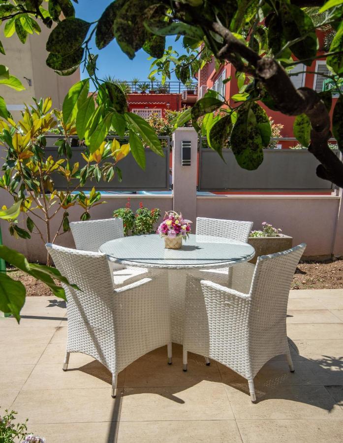 Ioannis Apartments Tivat Buitenkant foto